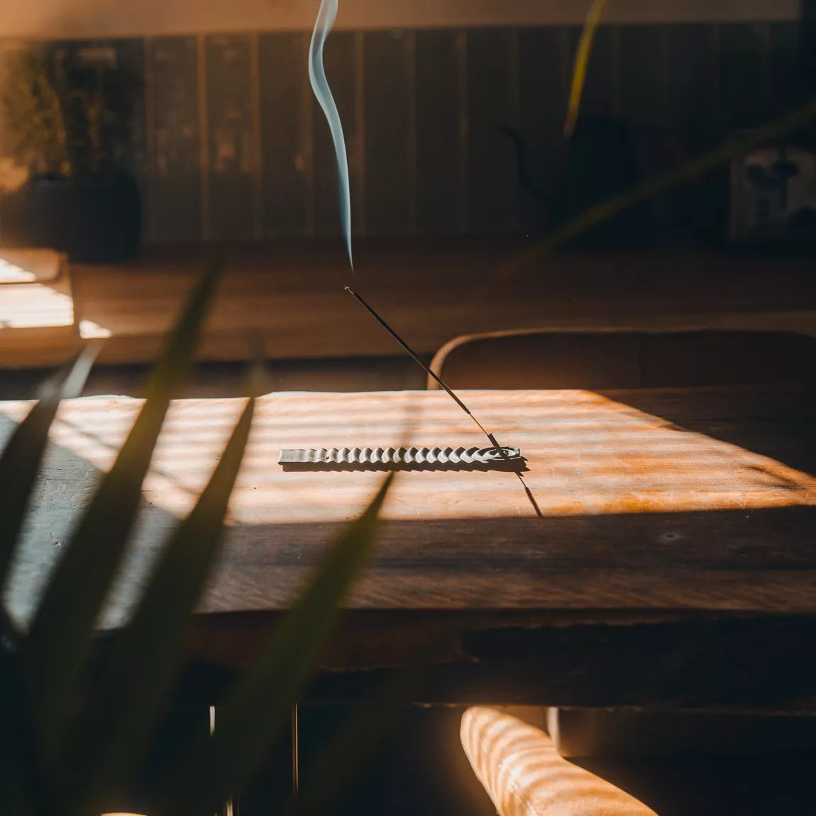 Incense holder - Wavy