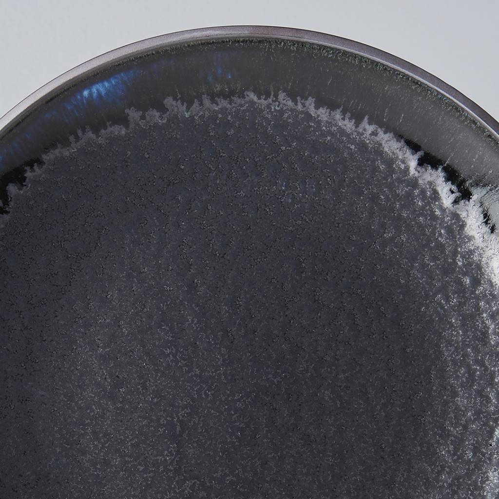 Matte Black Dinner Plate With Shiny Edge