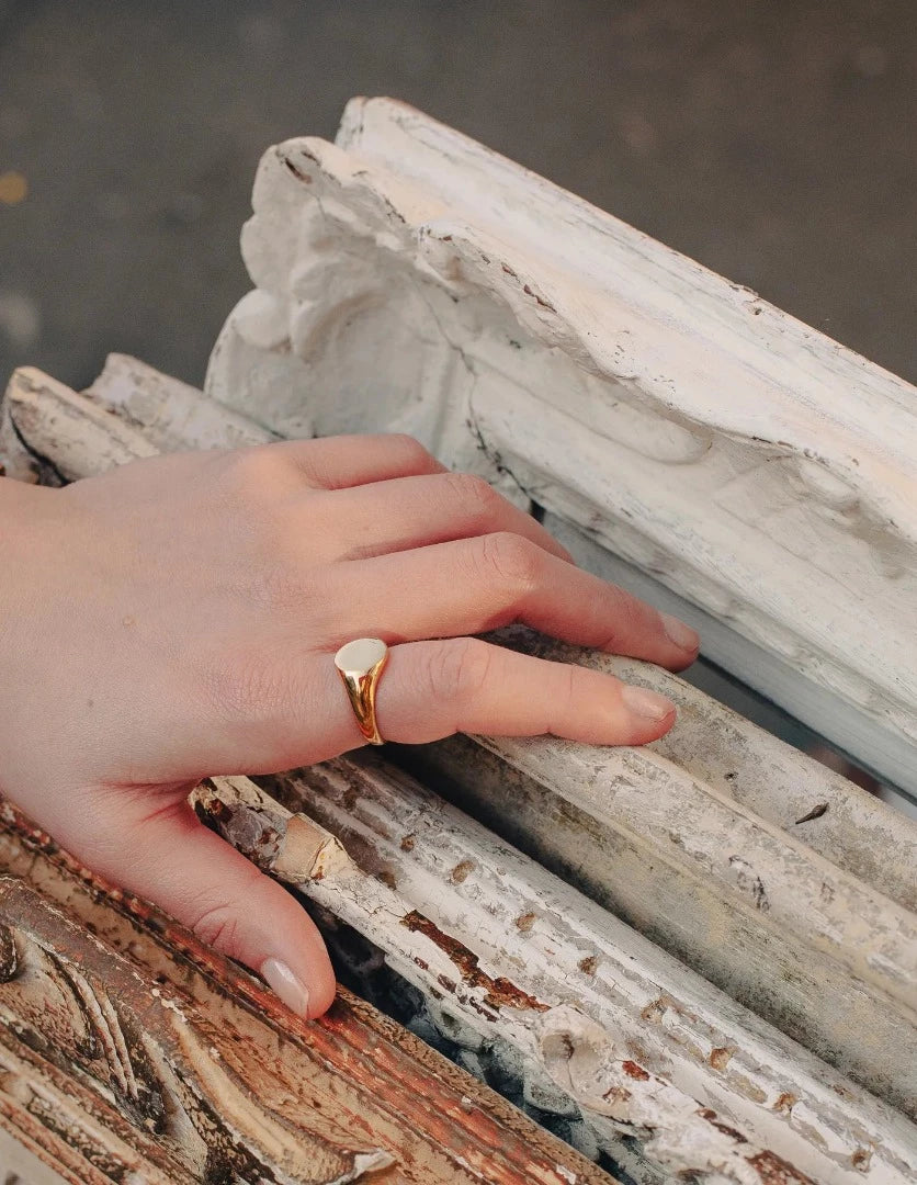 Gold Round Signet Ring, Waterproof