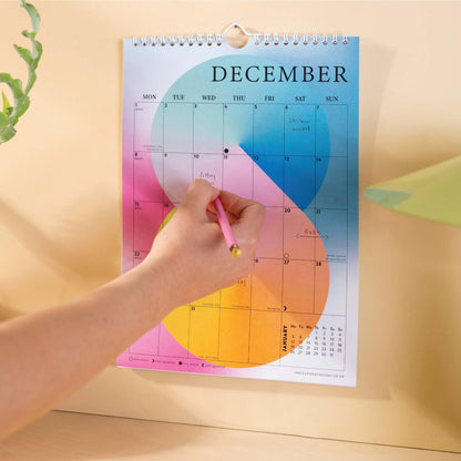 2025 Calendar - Gradient Grid A4