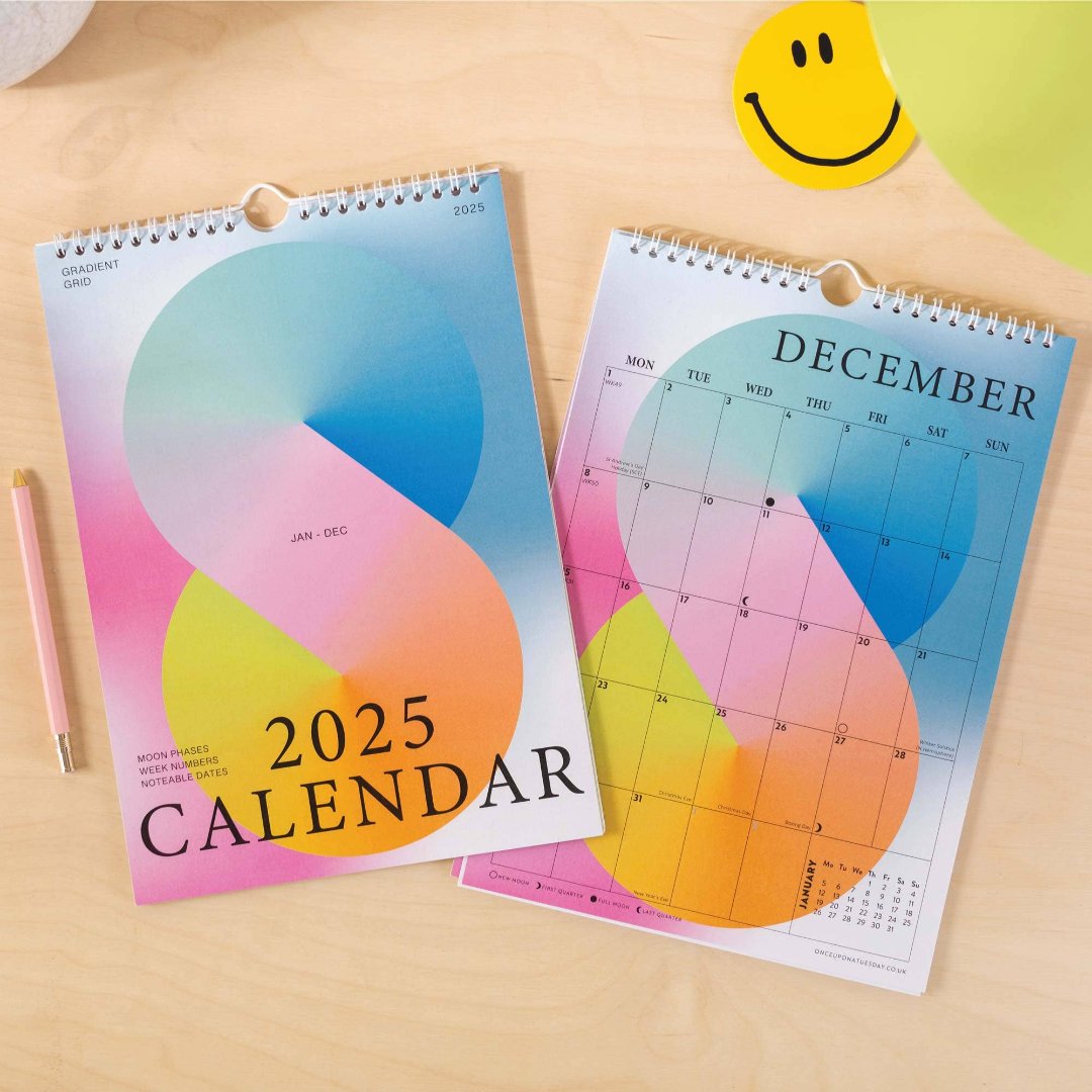 2025 Calendar - Gradient Grid A4