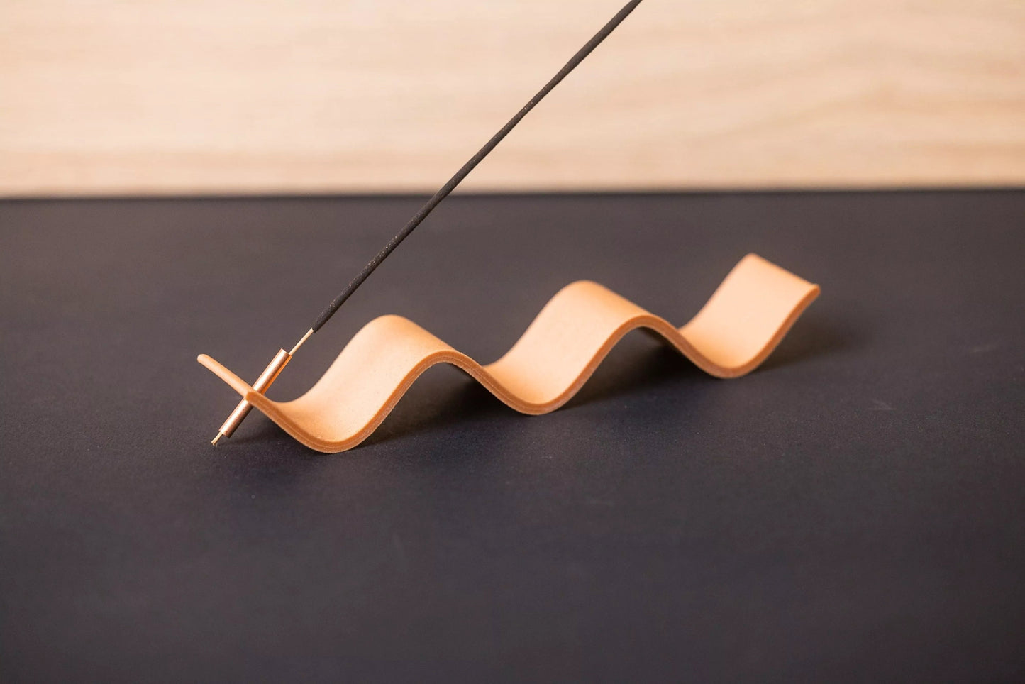 Incense holder - Curly