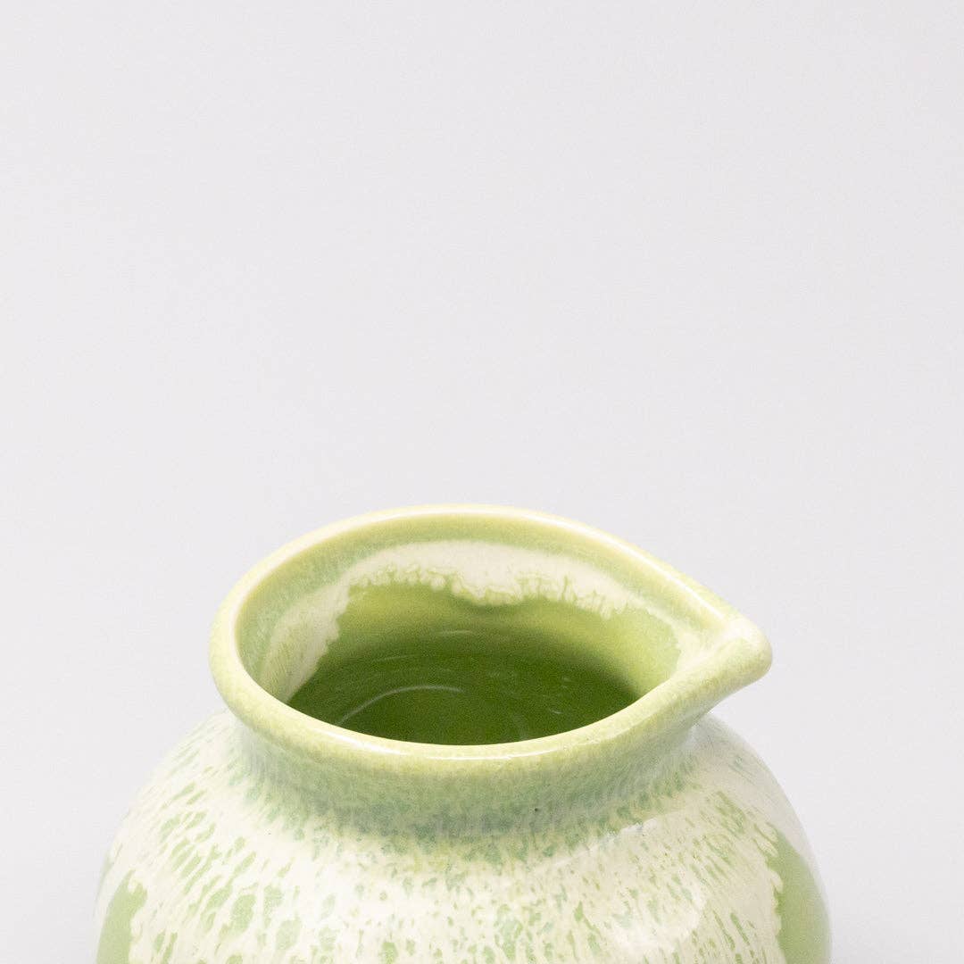Green Gloss White Drip Pourer, 120ml
