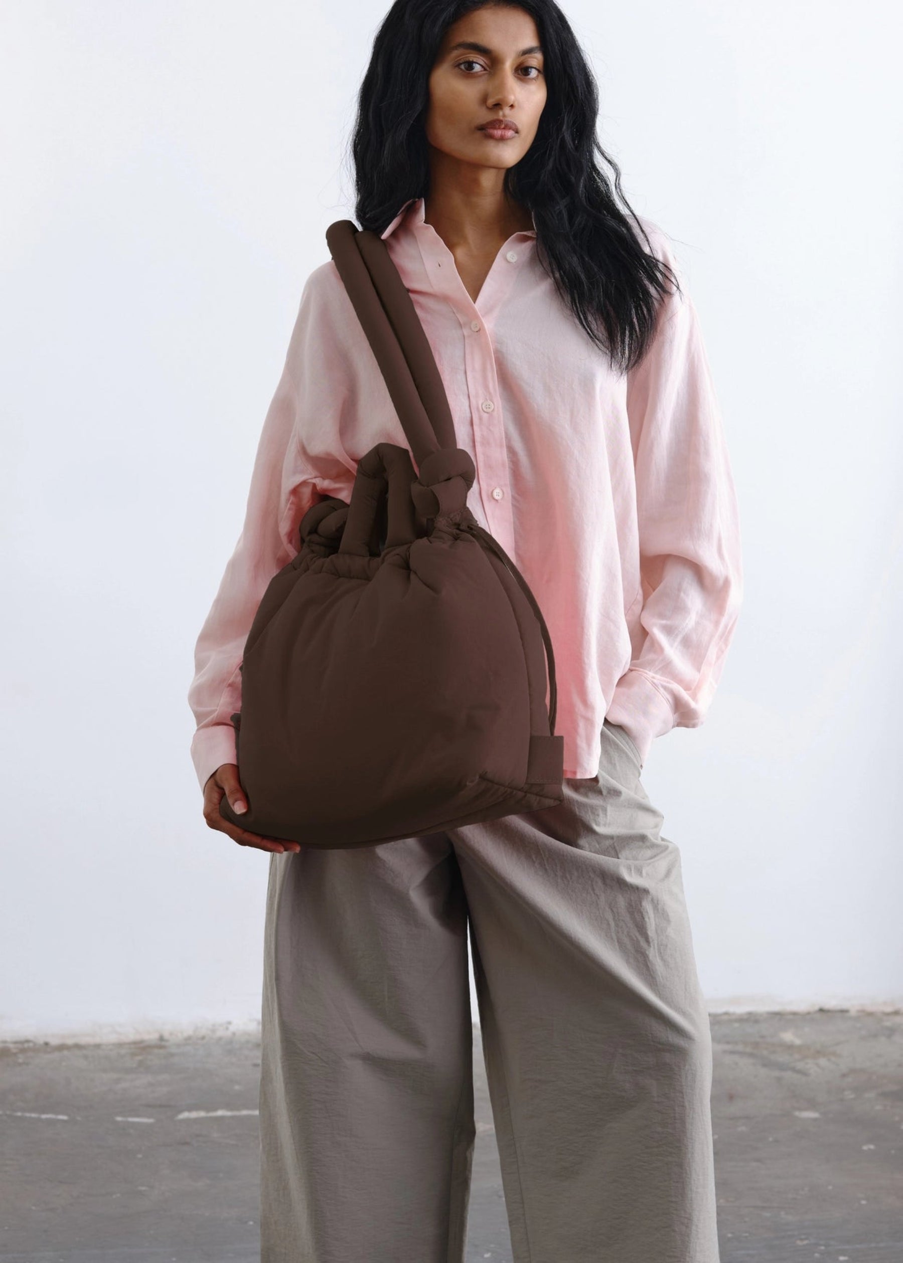 Ona Soft Bag - Chocolate