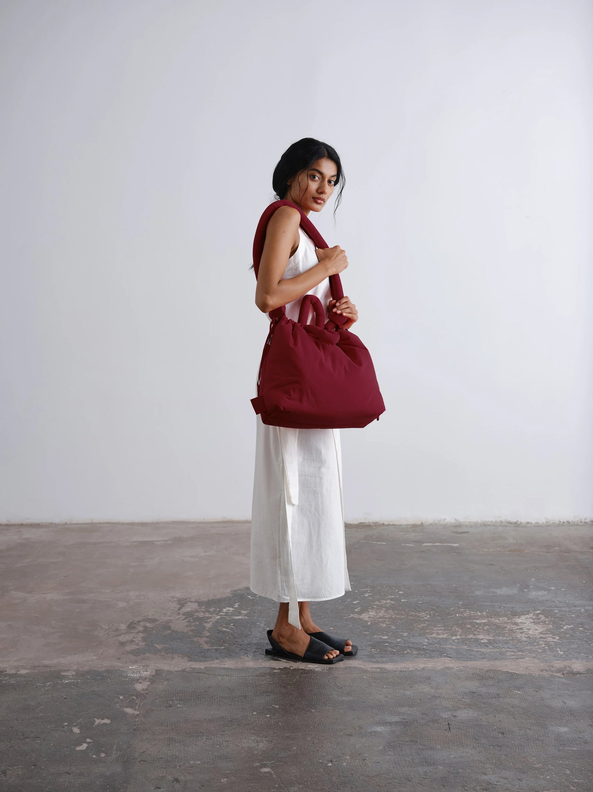 Ona Soft Bag - Cherry Red