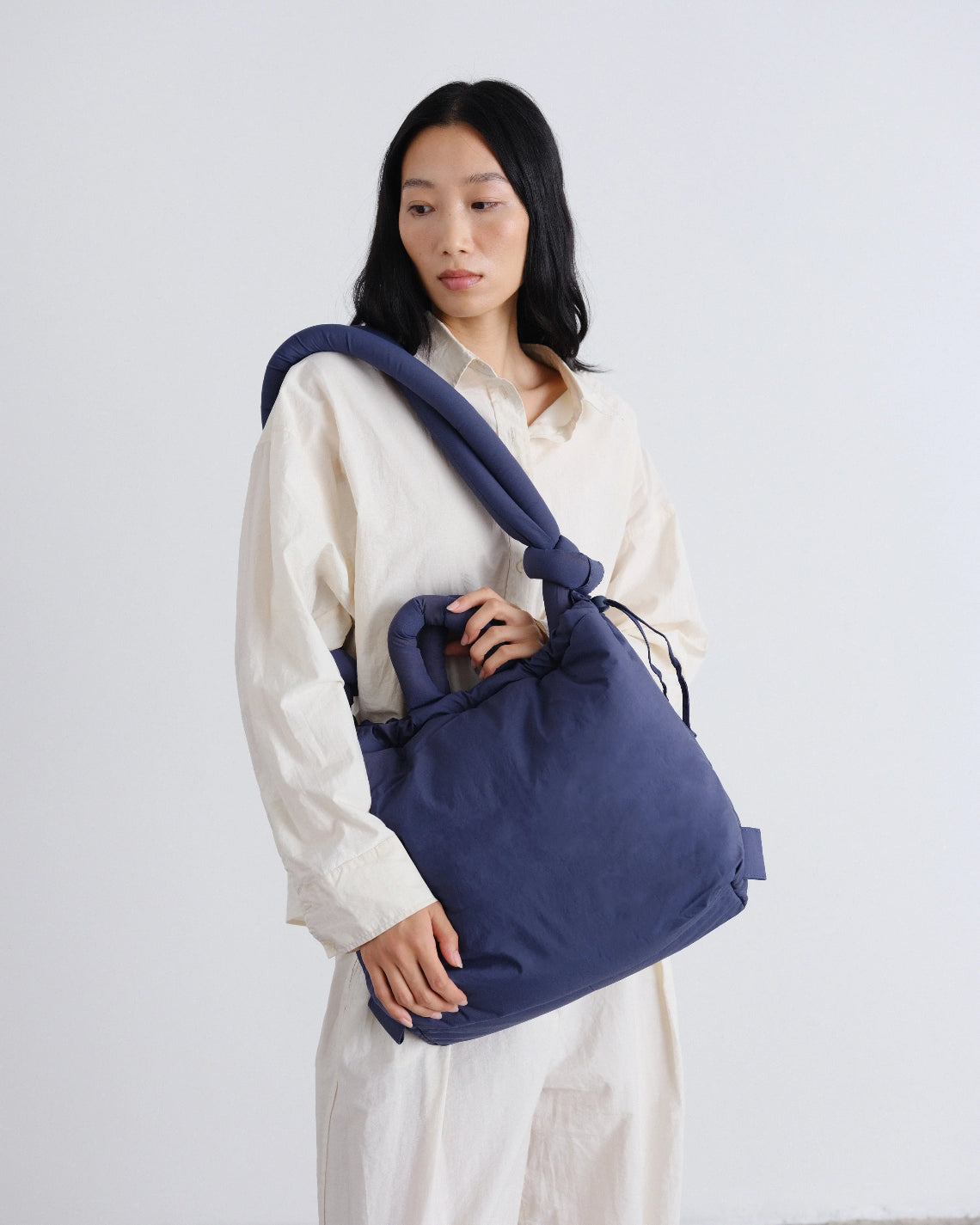 Ona Soft Bag - Navy