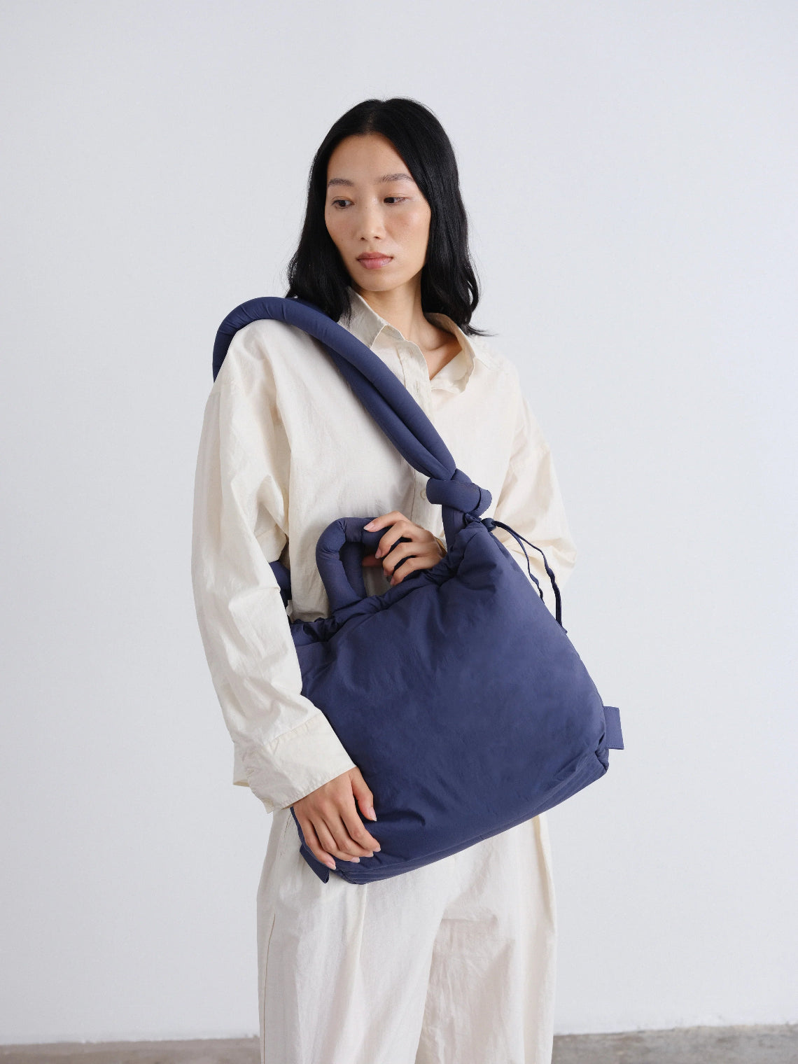 Ona Soft Bag - Navy