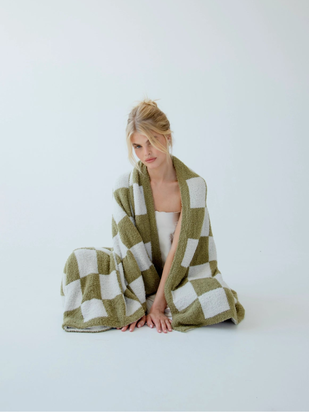 The Teddy Throw - 100% Recycled - Khaki Check